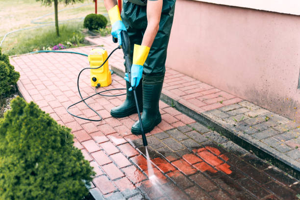 Why Choose Our Certified Pressure Washing Experts for Your Project Needs in Shelton, WA?