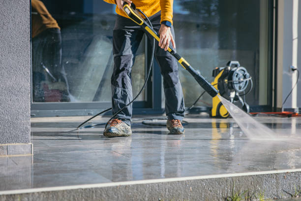 Best Garage Pressure Washing  in Shelton, WA